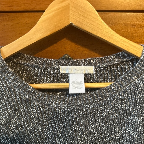 NWT Design History Asymmetrical Knit Sweater with Buttons – Size L, Gray - Picture 5 of 14